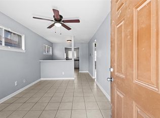 5722 Pickfair St APT 2, Houston, TX 77026