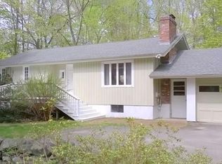 13 Finn Rd, Harvard, MA 01451