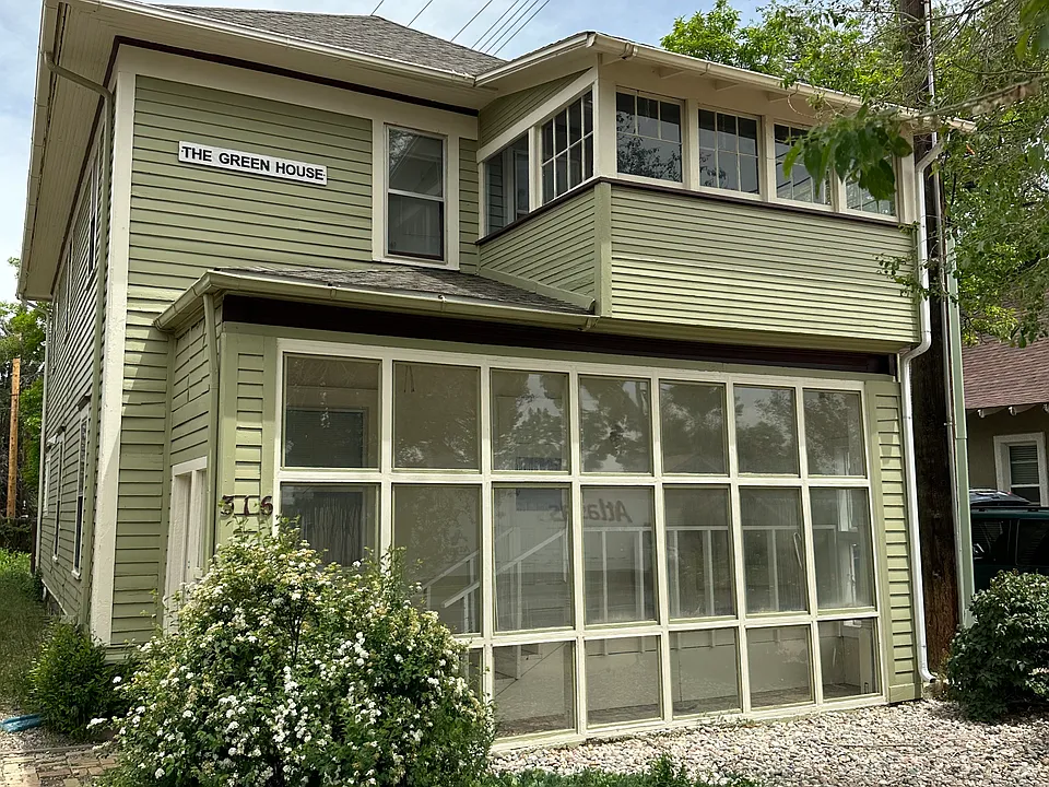 316 E Uintah St