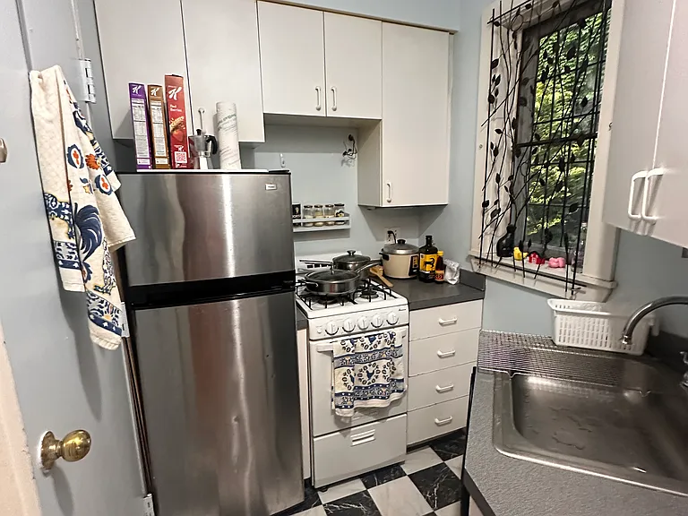 10 Dana St #2 — Photo 6