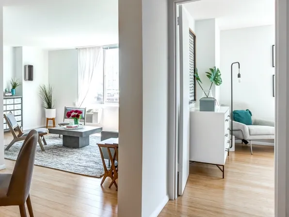 480 2nd Avenue image 1 of 30