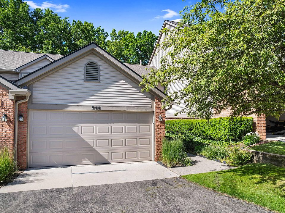 1st image of 844 Woodridge Hills Dr #99