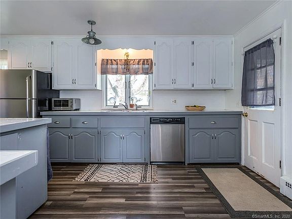 2nd image of 57 Byrnes Ave