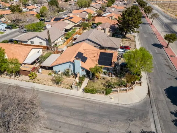 43841 30th St E, Lancaster, CA 93535