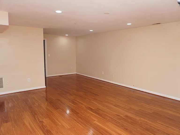 8381 Township Dr #8381 — Photo 32