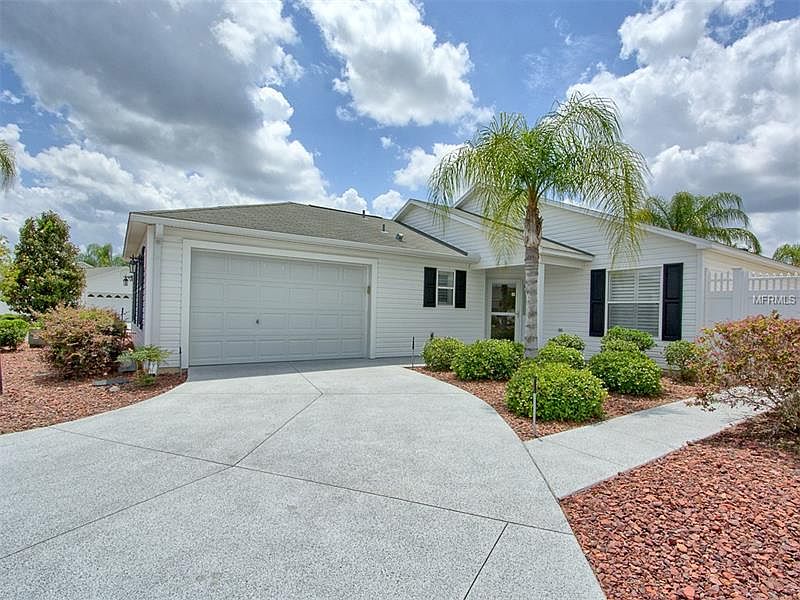 1st image of 422 Grovewood Pl
