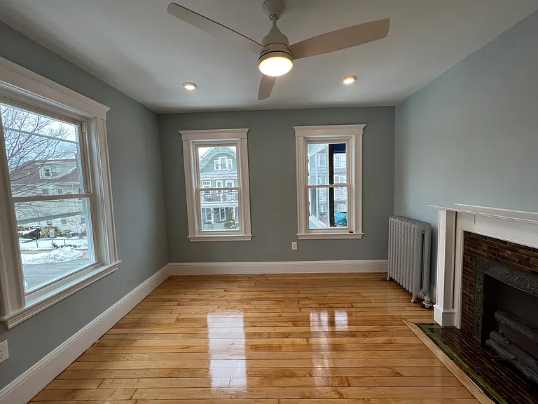 11 Burnham St #2 — Photo 20
