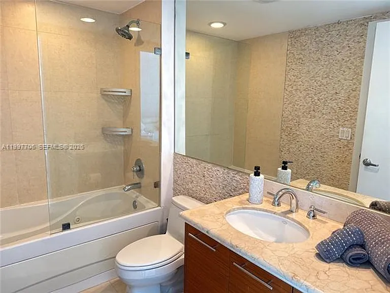 50 Biscayne Blvd #1907 — Photo 17