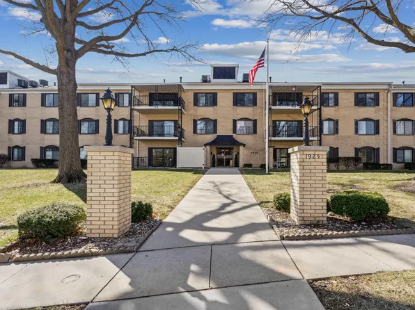 1925 Westchester Rd APT 222, Waterloo, IA 50701