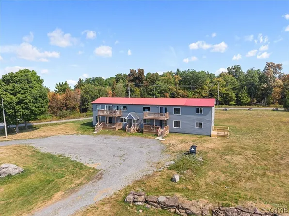 150 Dubois Rd, Hammond, NY 13646