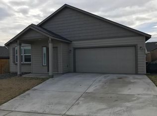 9347 W 7th Pl, Kennewick, WA 99336