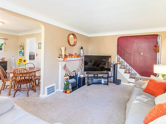 4th image of 18237 Ponciana Ave