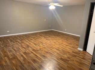16714 Hillside Pl APT 1, Tinley Park, IL 60477