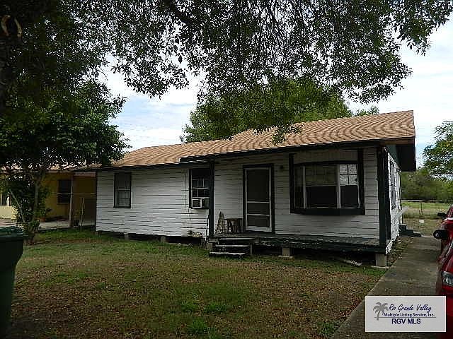 1st image of 36 Cela Ave
