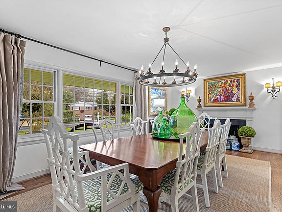 3rd image of 6502 Lily Dhu Ln