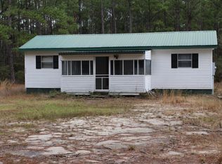 280 Weed Patch Dr, Freeport, FL 32439