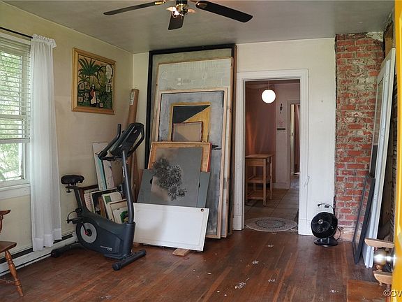 5th image of 3011 Irisdale Ave