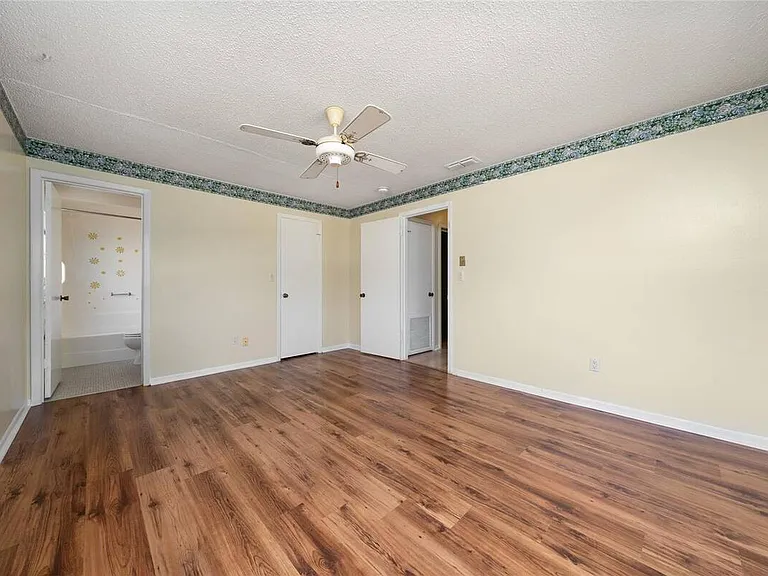 14644 SW 35th Terrace Rd — Photo 14
