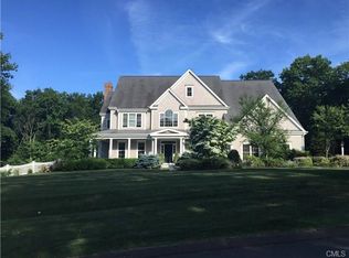 33 Winton Farm Rd, Newtown, CT 06470