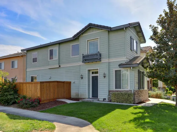 4424 Gibraltar St, Sacramento, CA 95834