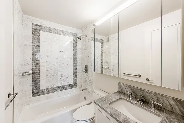 Rented by CORE | media 17