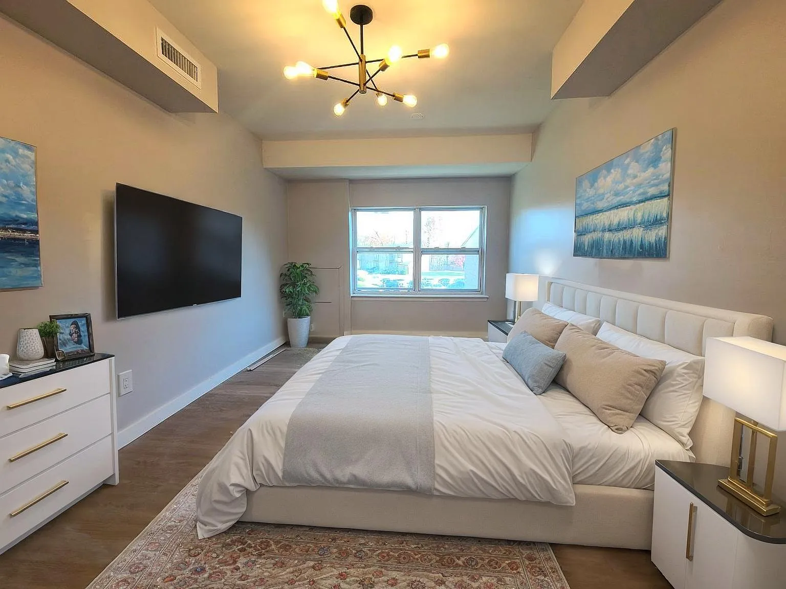 2 bed, 1000 sqft, $1,850 — Photo 4