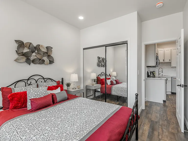 4991 Evans Ave — Photo 6