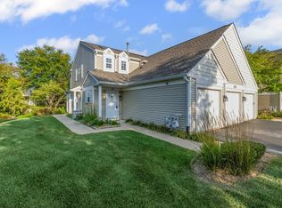 2220 Waterleaf Ct UNIT 204, Naperville, IL 60564