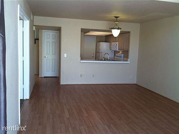 4th image of 16615 N 56th Pl