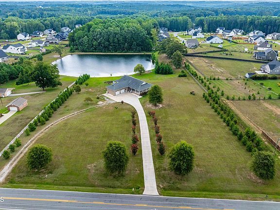 3rd image of 4864 Christian Light Rd