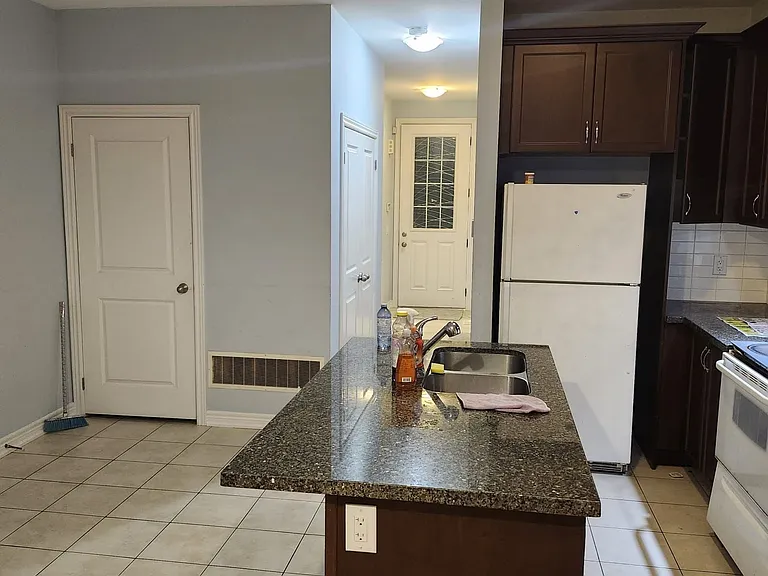 12 Pearman Cres — Photo 5