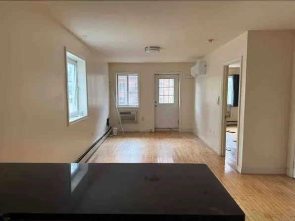 (undisclosed Address), Flushing, NY 11367