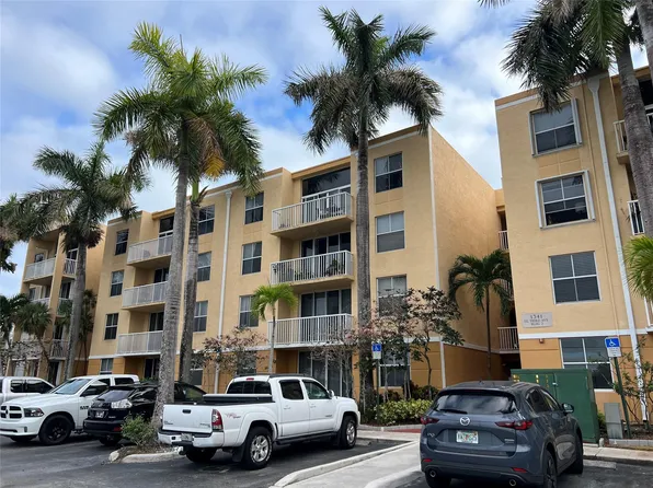 1341 SE 3rd Avenue #211, Dania Beach, FL 33004
