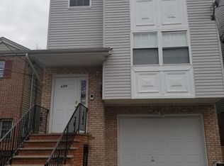 488 S 18th St, Newark, NJ 07103