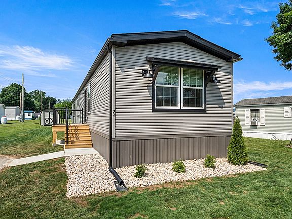 Exterior Image-1-Cavco 24 Green Acres
