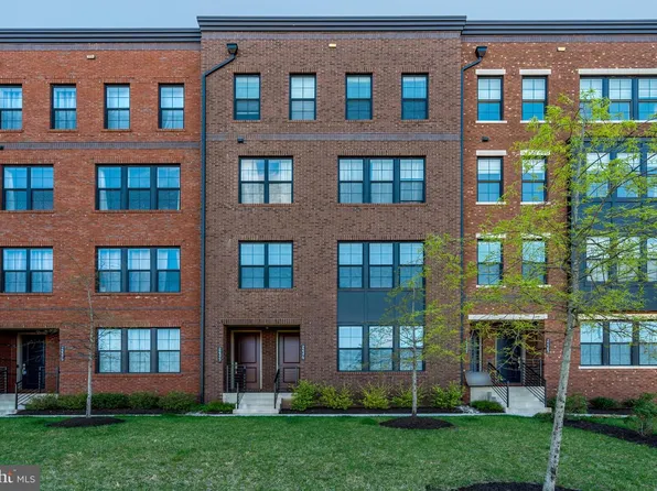 22379 Roanoke Rise Ter, Ashburn, VA 20148