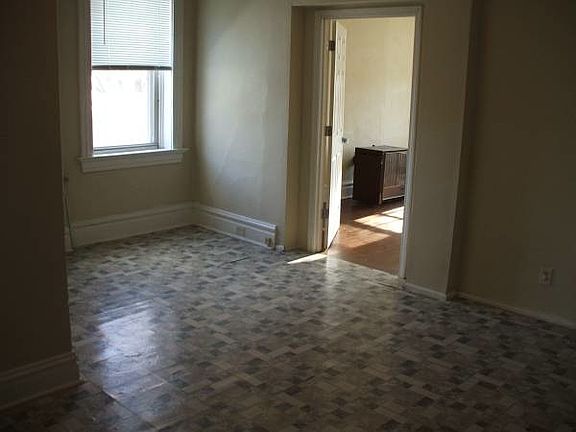 3rd image of 4233 Osceola St