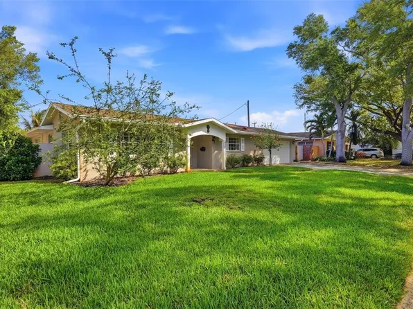 8235 39th Ave N, Saint Petersburg, FL 33709