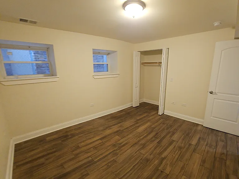 6317 N Washtenaw Ave #G1 — Photo 11