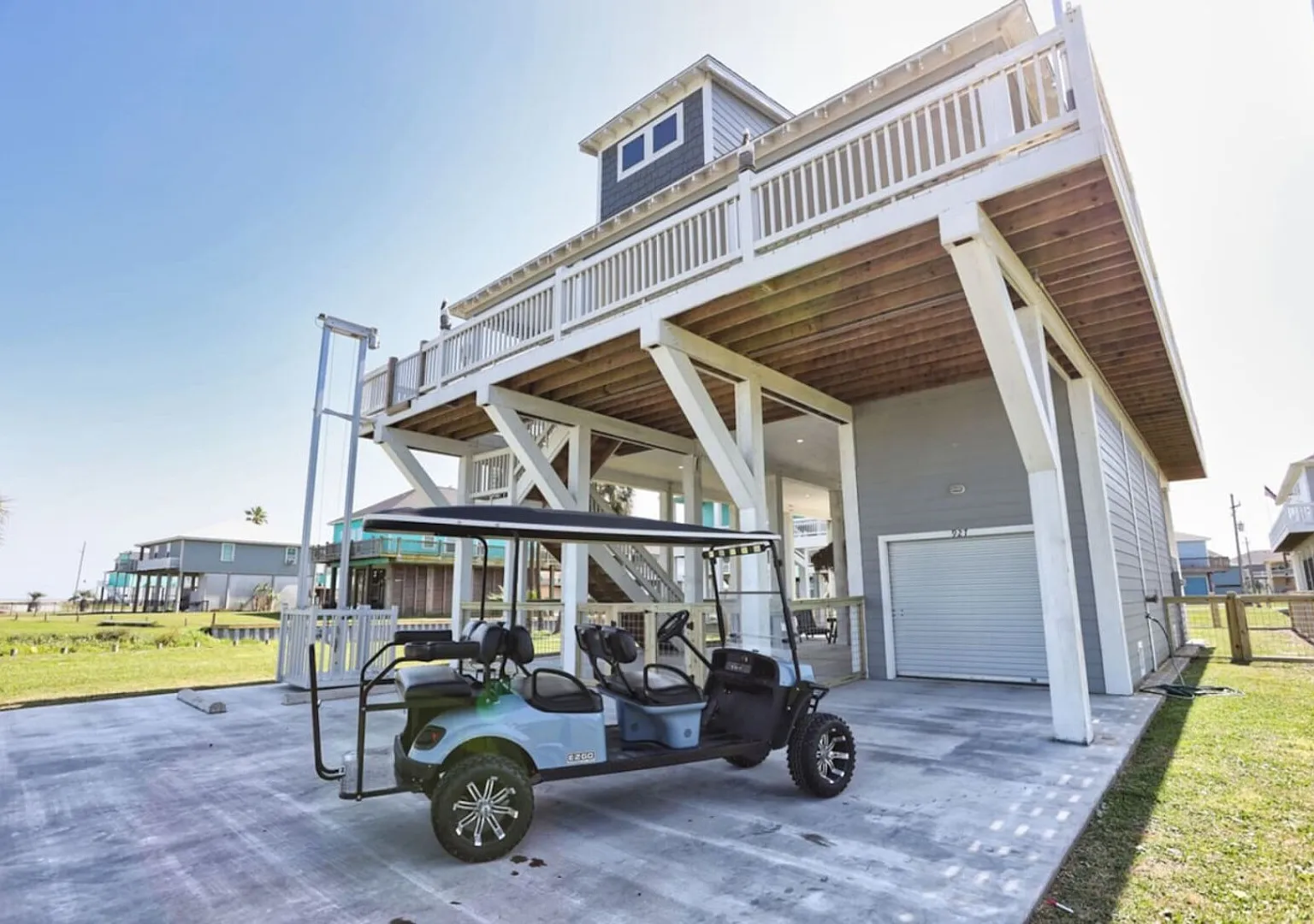 Golf Cart Rental, Playscape, Close to beach — Photo 1