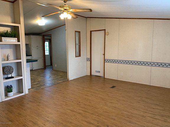 5th image of 1406 8th St Spc 81