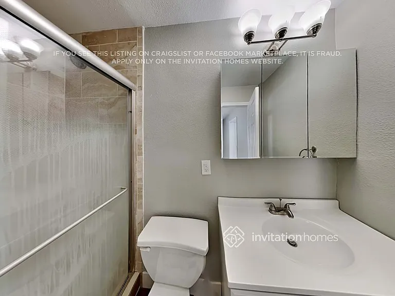 310 93rd Ave N — Photo 12