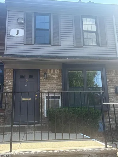 181 J 5 Long Hill Rd #J-5 Photo 1