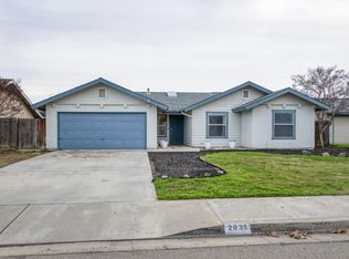 2035 W Oriole Ave, Visalia, CA 93291