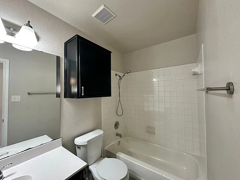 1910 Michele Dr — Photo 27