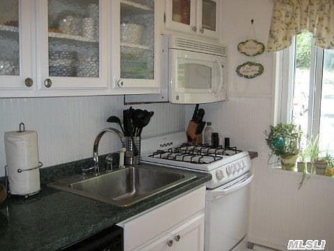 5th image of 200 Lexington Ave APT 3B