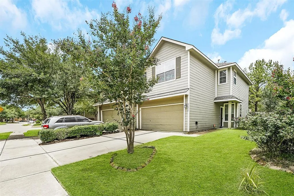 25214 Finchgrove Ln — Photo 2