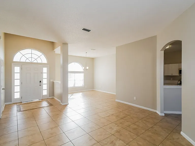 3948 Heavenside Ct — Photo 4