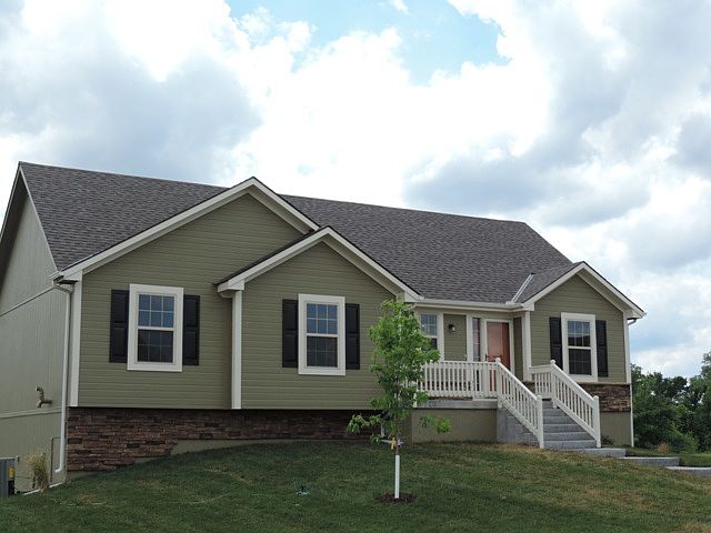 1st image of 1400 NE Jaclyn Dr