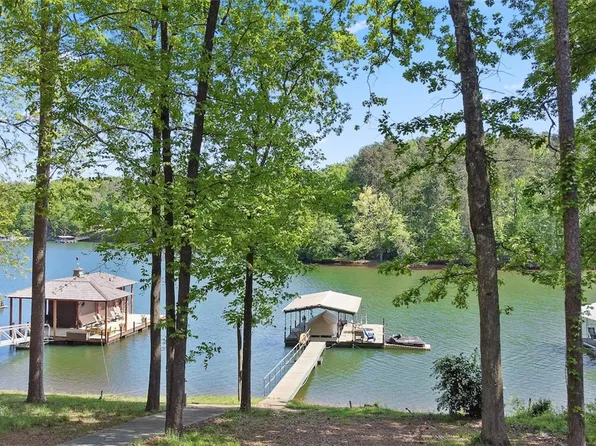 227 Shady Ln, Anderson, SC 29625